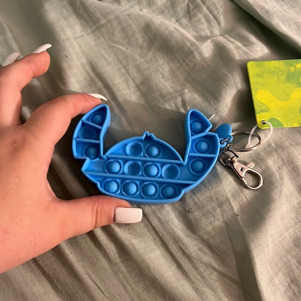 Stitch mini pop socket keychain